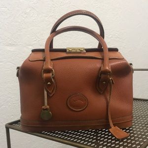 Vintage Dooney & Bourke bucket purse